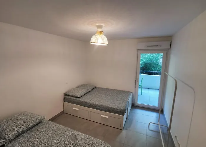 Magnifique T3 Pour 8 Personnes A Montpellier, Wifi, Parking Μονπελιέ